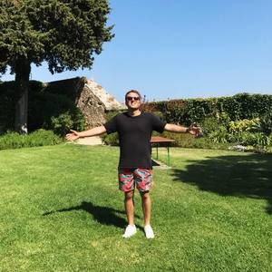 Meet your Posher, Alex